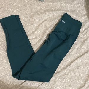 Alphalete Amplify Leggings *RESERVED TRADE*